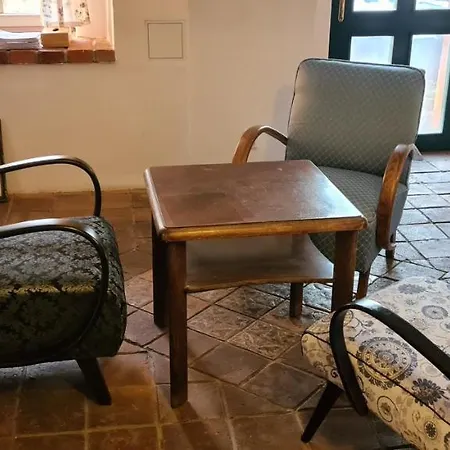 בית הארחה Konselsky Senk דומז'ליצה